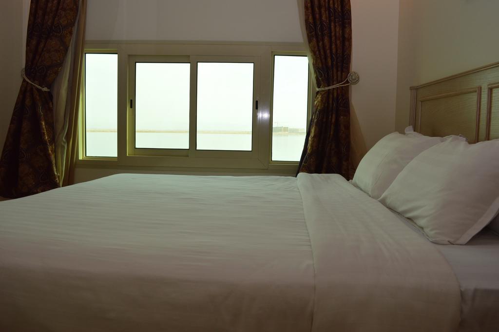 Al Ahmadi Plaza Resort Yanbu Exterior photo