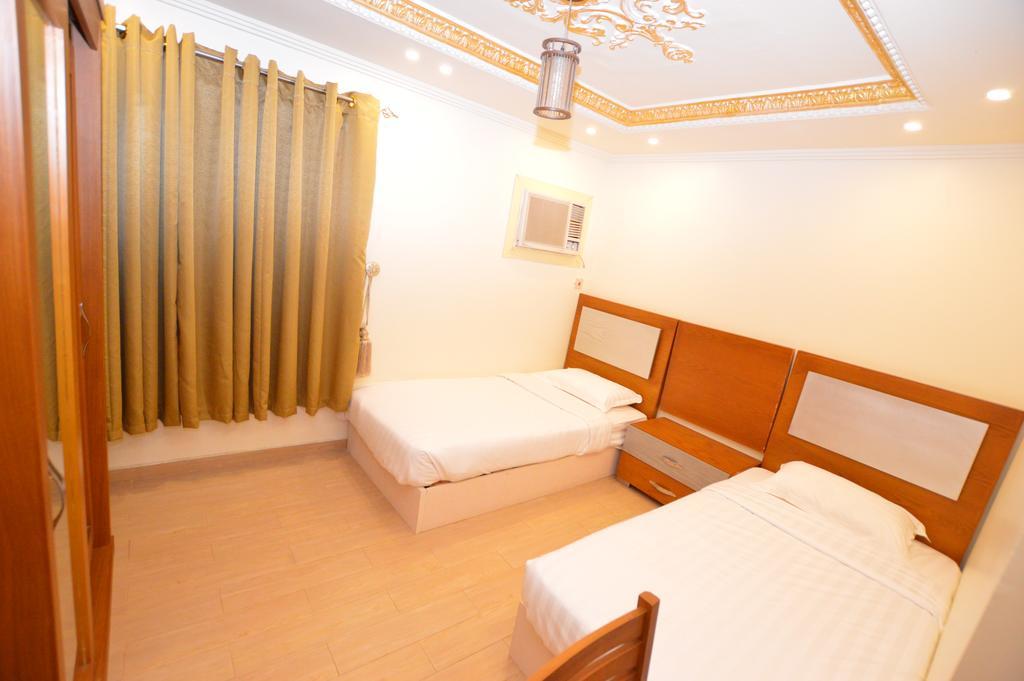 Al Ahmadi Plaza Resort Yanbu Exterior photo