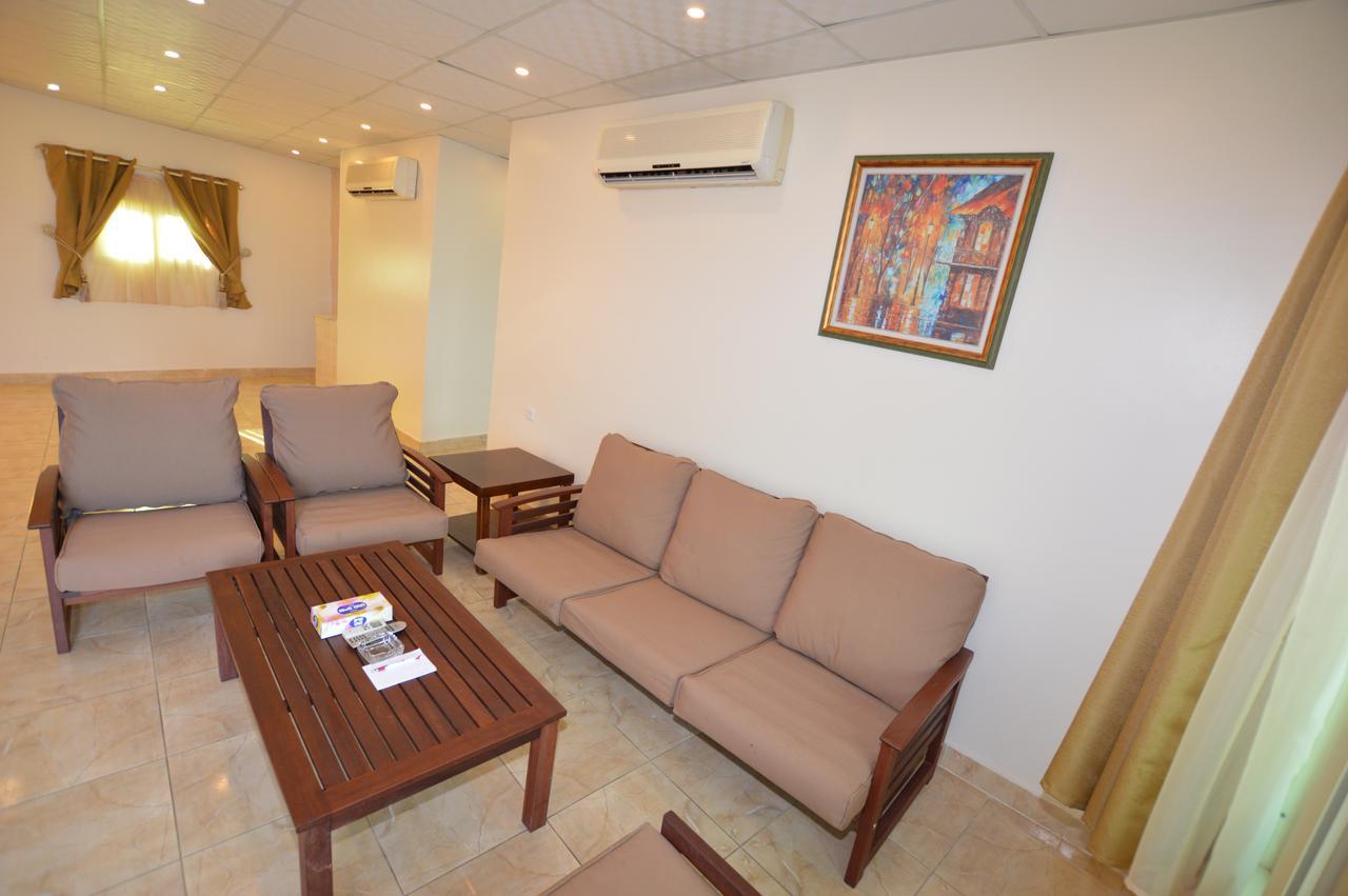 Al Ahmadi Plaza Resort Yanbu Exterior photo